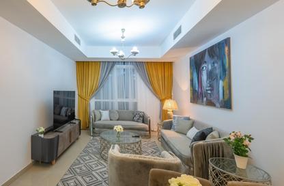 Apartment - 2 Bedrooms - 2 Bathrooms for sale in Beach Tower 2 - Al Khan Lagoon - Al Khan - Sharjah Apartment - 2 Bedrooms - 2 Bathrooms for sale in Beach Tower 2 - Al Khan Lagoon - Al Khan - Sharjah