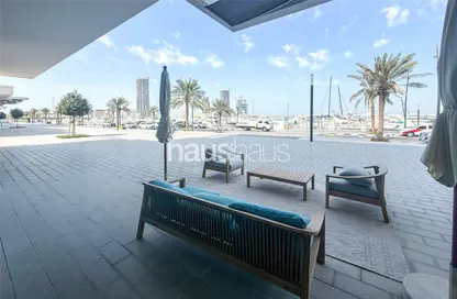 Apartment - 1 Bedroom - 1 Bathroom for rent in Seagate Building 2 - Seagate - Mina Rashid - Dubai