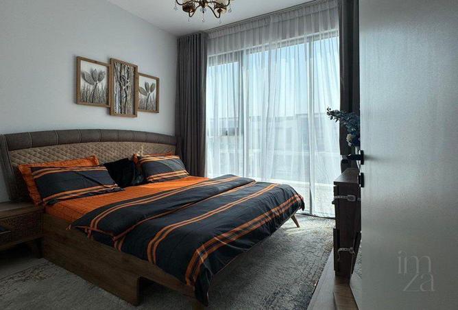 Fully Renovated | Upgraded & Furnished | Vacant photo 2