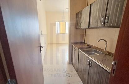 Apartment - Studio - 1 for rent in Muwaileh 3 Building - Muwaileh - Sharjah