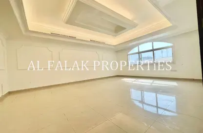 Apartment - 4 Bedrooms - 5 Bathrooms for rent in Al Mushrif - Abu Dhabi Apartment - 4 Bedrooms - 5 Bathrooms for rent in Al Mushrif - Abu Dhabi