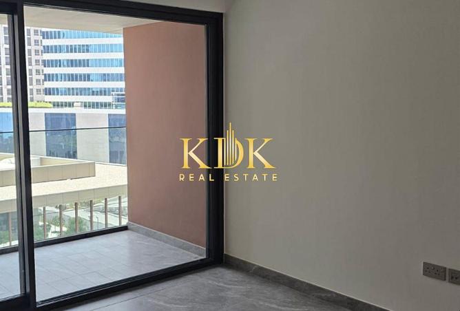 106849360 - Property Image 3