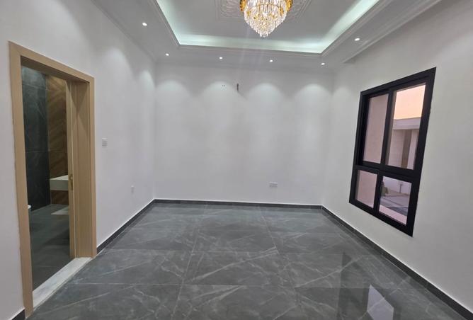 126124659 - Property Image 2