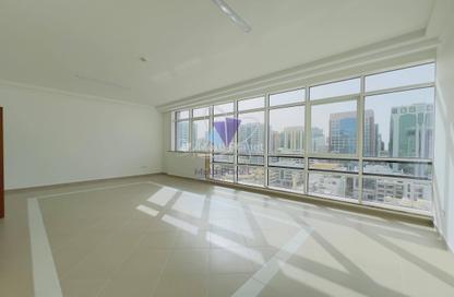Apartment - 3 Bedrooms - 3 Bathrooms for rent in Electra Street - Abu Dhabi
