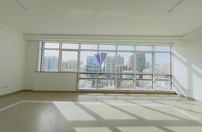 Apartment - 3 Bedrooms - 3 Bathrooms for rent in Electra Street - Abu Dhabi