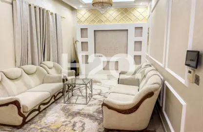 Villa - 4 Bedrooms - 6 Bathrooms for rent in Nad Al Sheba Villas - Nad Al Sheba 3 - Nad Al Sheba - Dubai