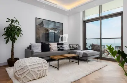 Apartment - 1 Bedroom - 2 Bathrooms for sale in The 8 - The Crescent - Palm Jumeirah - Dubai