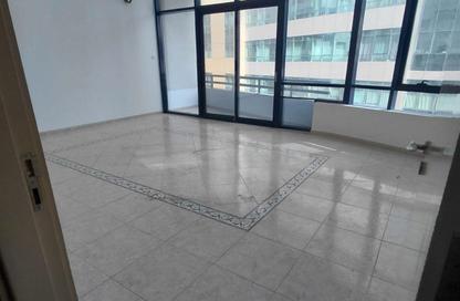 Apartment - 3 Bedrooms - 4 Bathrooms for rent in Al Majaz 3 - Al Majaz - Sharjah Apartment - 3 Bedrooms - 4 Bathrooms for rent in Al Majaz 3 - Al Majaz - Sharjah