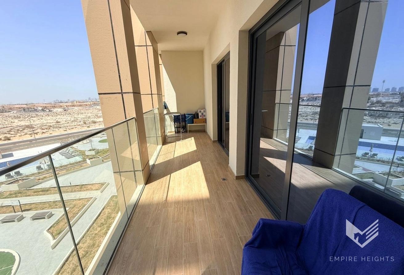 Furnished | Pool View | Modern photo 5