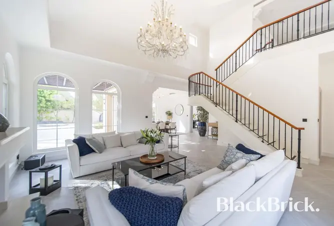 152813285 - Property Image 2