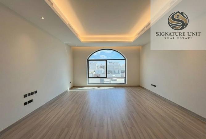 76974282 - Property Image 2