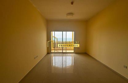Apartment - 2 Bedrooms - 3 Bathrooms for rent in Al Hamra Village - Ras Al Khaimah