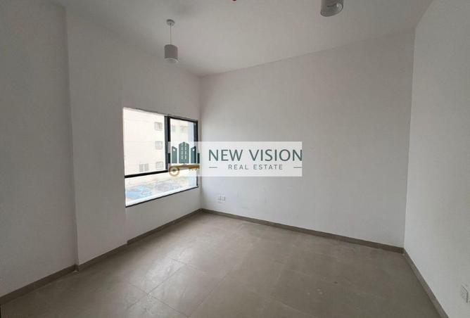 64041018 - Property Image 3