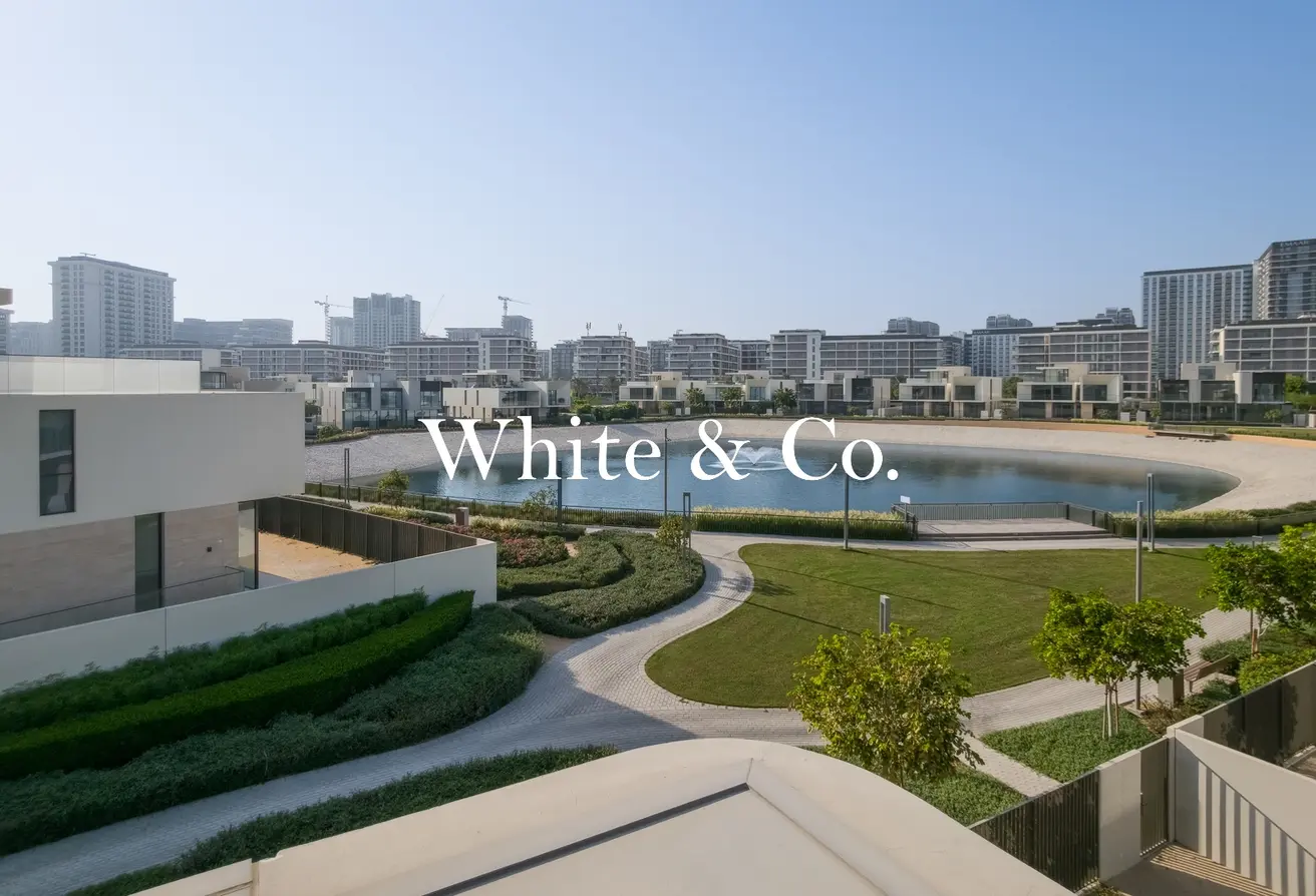 156926402 - Property Main Image