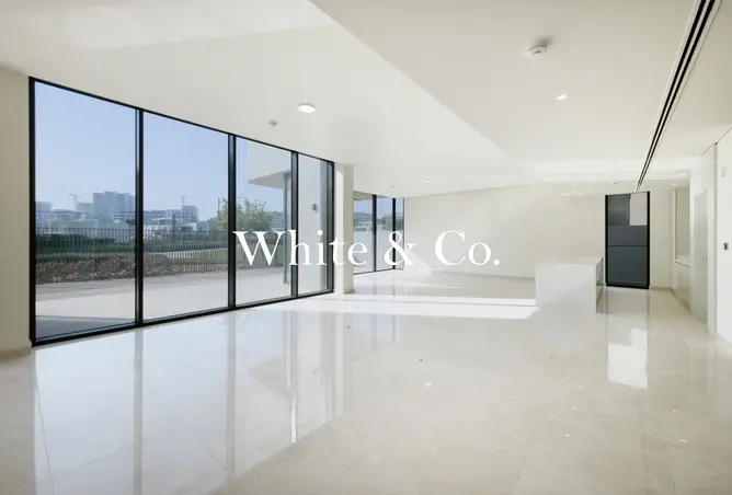 156926402 - Property Image 2
