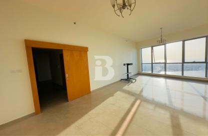 Apartment - 3 - 4 for sale in Julphar Towers - Al Nakheel - Ras Al Khaimah