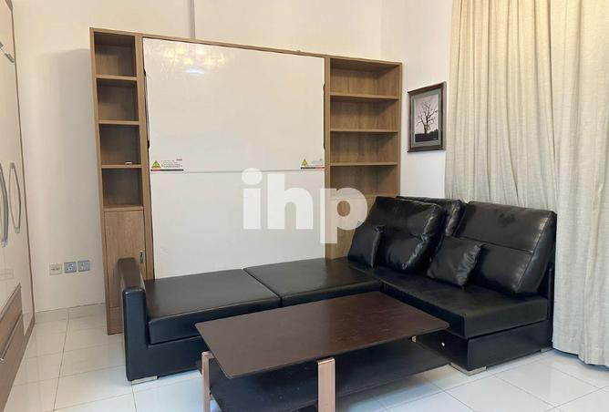 81942256 - Property Image 2