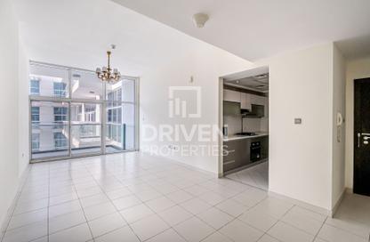 Apartment - 3 - 3 for sale in Glitz 2 - Glitz - Dubai Studio City - Dubai