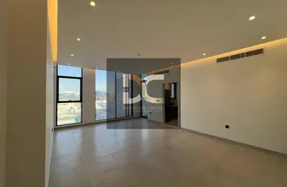 Apartment - 2 Bedrooms - 2 Bathrooms for rent in Aras Heights - Majan - Dubai