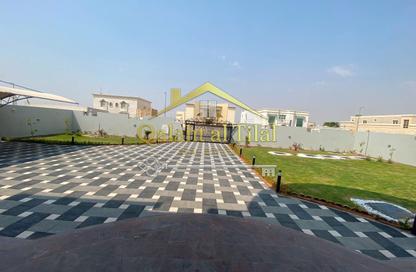 Villa - 4 Bedrooms - 7 Bathrooms for rent in Al Suyoh 1 - Al Suyoh - Sharjah