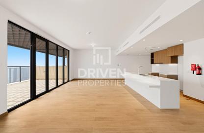 Apartment - 2 Bedrooms - 3 Bathrooms for sale in Le Ciel 1 - Le Ciel - Port de La Mer - La Mer - Jumeirah - Dubai
