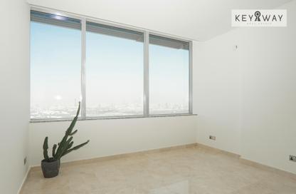 Apartment - 1 Bedroom - 2 Bathrooms for rent in Sky Gardens - DIFC - Dubai