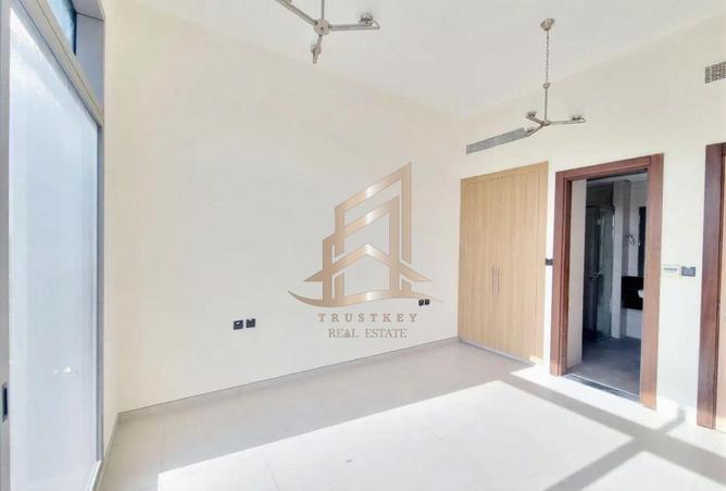 71087615 - صورة العقار 3