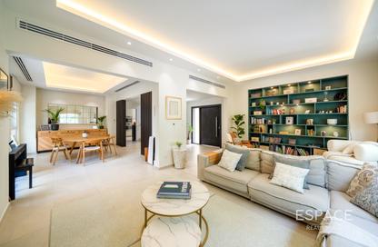 Villa - 3 - 3 for rent in Meadows 1 - Meadows - Dubai