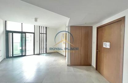 شقة - غرفة نوم - 2 حمامات للايجار في ذا ايدج - مجمع دبي للاستثمار - دبي شقة - غرفة نوم - 2 حمامات للايجار في ذا ايدج - مجمع دبي للاستثمار - دبي