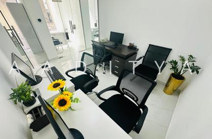 Office Space - Studio - 1 Bathroom for rent in Reem Residency - Al Karama - Dubai