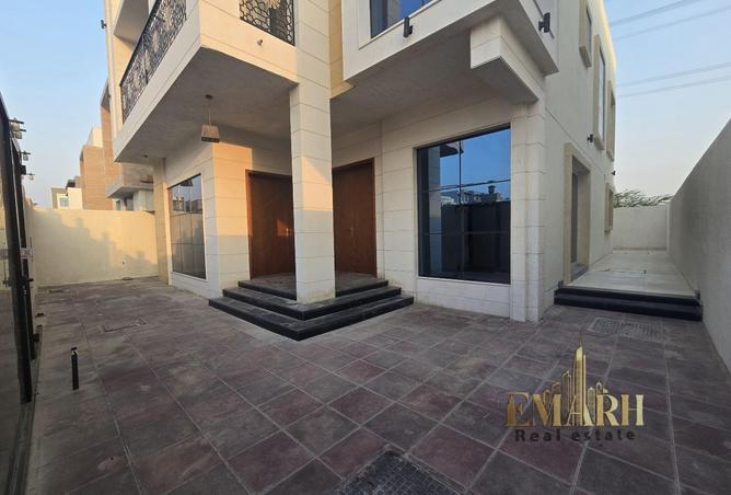 141894510 - Property Image 2