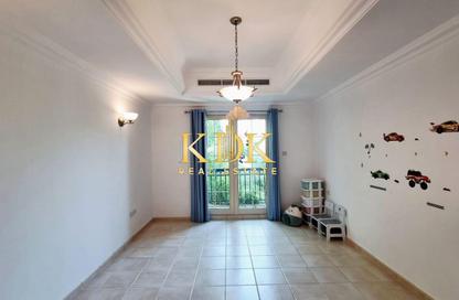 Villa - 4 - 5 for rent in Cluster 24 - Mediterranean Clusters - Jumeirah Islands - Dubai