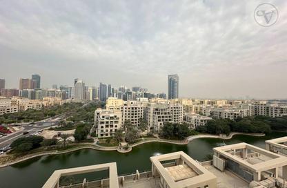 Apartment - 2 Bedrooms - 3 Bathrooms for sale in The Links West Tower - The Links - The Views - Dubai
