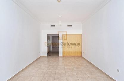 Apartment - Studio - 1 for rent in Venetian - Canal Residence - Dubai Sports City - Dubai