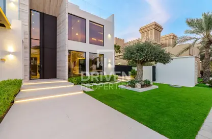 Villa - 6 Bedrooms - 7 Bathrooms for sale in Garden Homes Frond F - Garden Homes - Palm Jumeirah - Dubai