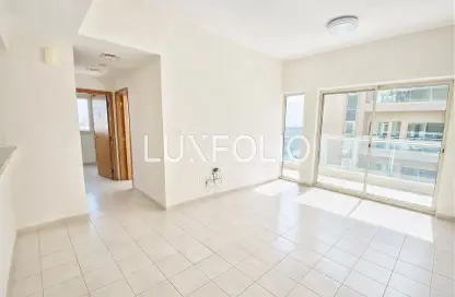 Apartment - 2 Bedrooms - 2 Bathrooms for sale in Al Dhafra 3 - Al Dhafra - Greens - Dubai