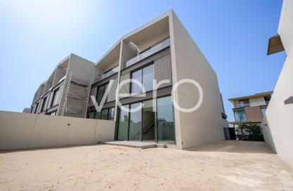 Townhouse - 3 Bedrooms - 4 Bathrooms for rent in Nad Al Sheba Gardens 2 - Nad Al Sheba Gardens - Nad Al Sheba - Dubai