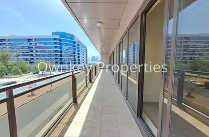 Apartment - 3 Bedrooms - 3 Bathrooms for rent in Golden Sands 9 - Mankhool - Bur Dubai - Dubai