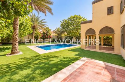Villa - 5 - 6 for sale in District 1 - Jumeirah Park - Dubai Villa - 5 - 6 for sale in District 1 - Jumeirah Park - Dubai