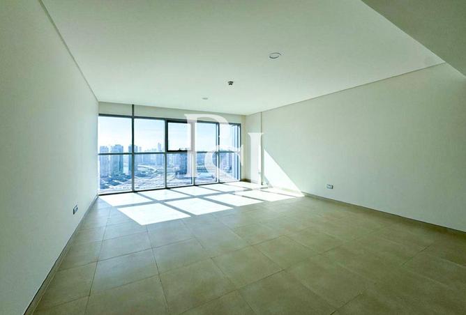 73120479 - Property Image 2