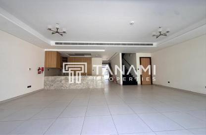Villa - 5 - 6 for rent in 180 Degrees Villas - Liwan - Dubai
