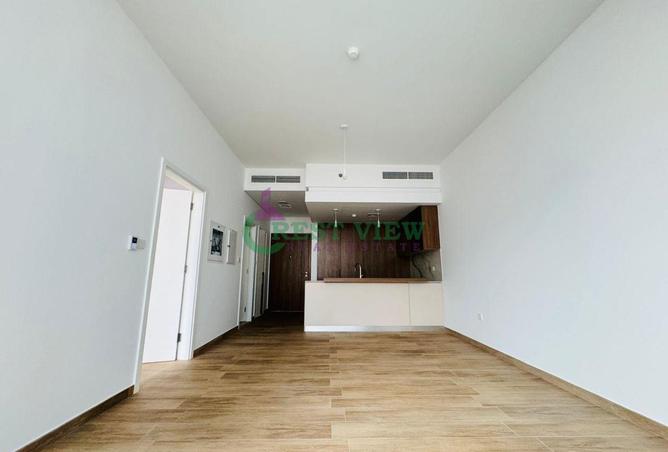 76981947 - Property Image 2