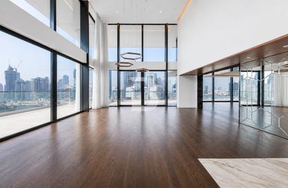 Duplex - 4 Bedrooms - 6 Bathrooms for rent in The Lana - Business Bay - Dubai