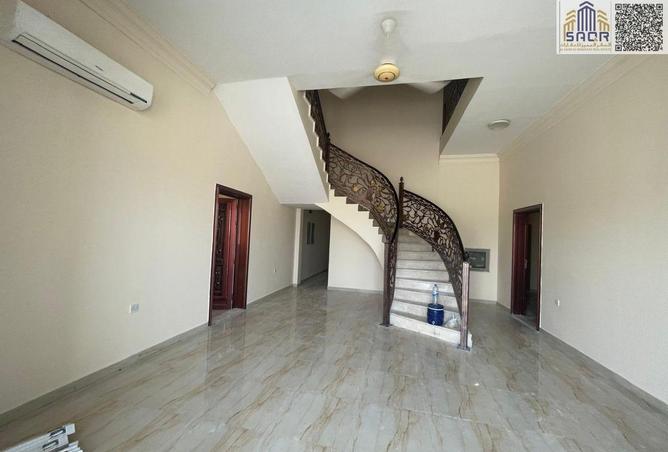 93152349 - Property Image 2