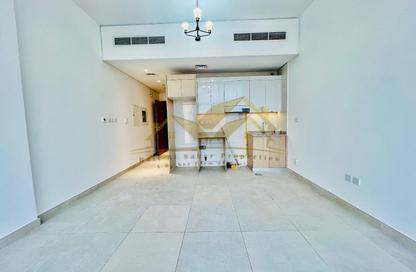 Apartment - 1 Bedroom - 1 Bathroom for rent in Jumeirah Garden City - Al Satwa - Dubai