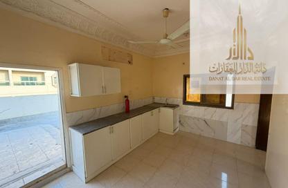 Whole Building - 7+ - 7+ for sale in Al Jurf Industrial 2 - Al Jurf Industrial - Ajman