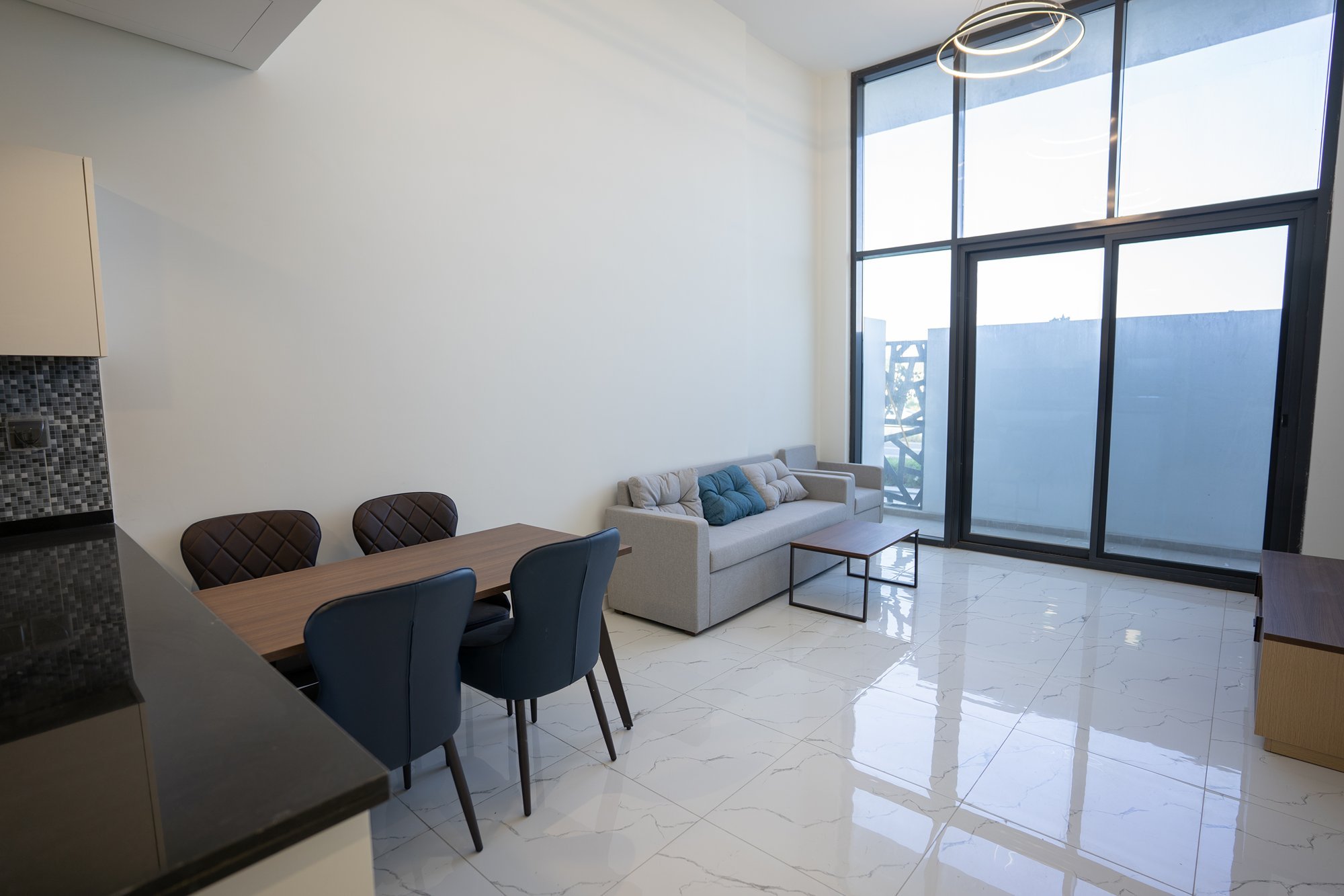 Elegant Unit | Prime Location | Amazing Amenities