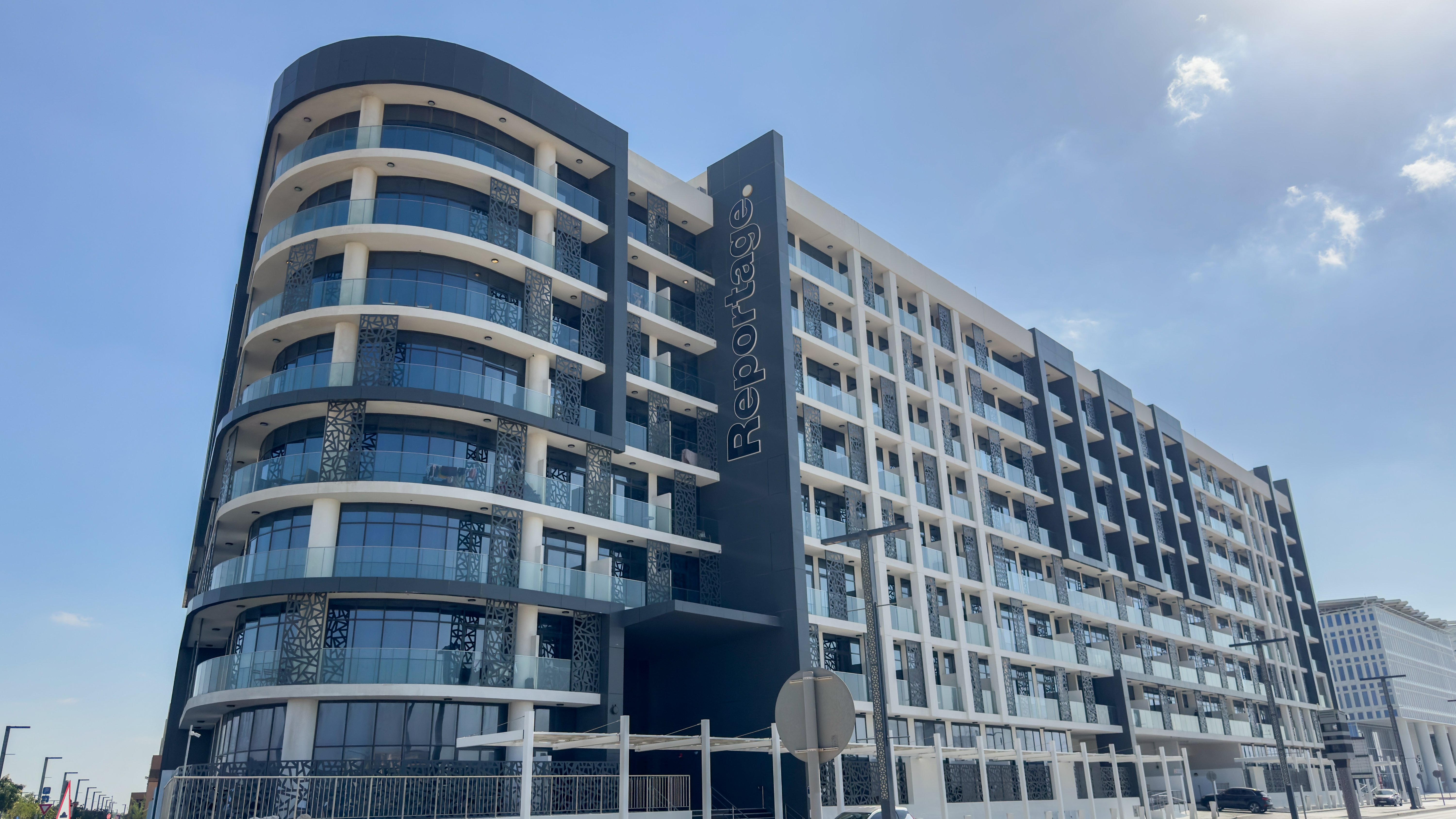 Elegant Unit | Prime Location | Amazing Amenities