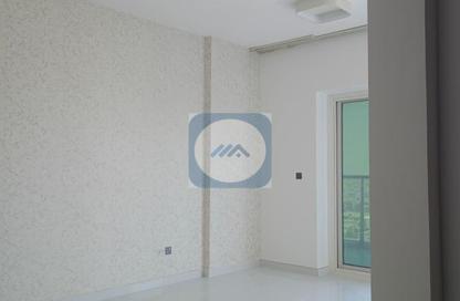 Apartment - 3 Bedrooms - 3 Bathrooms for rent in Arabian Gate - Dubai Silicon Oasis - Dubai