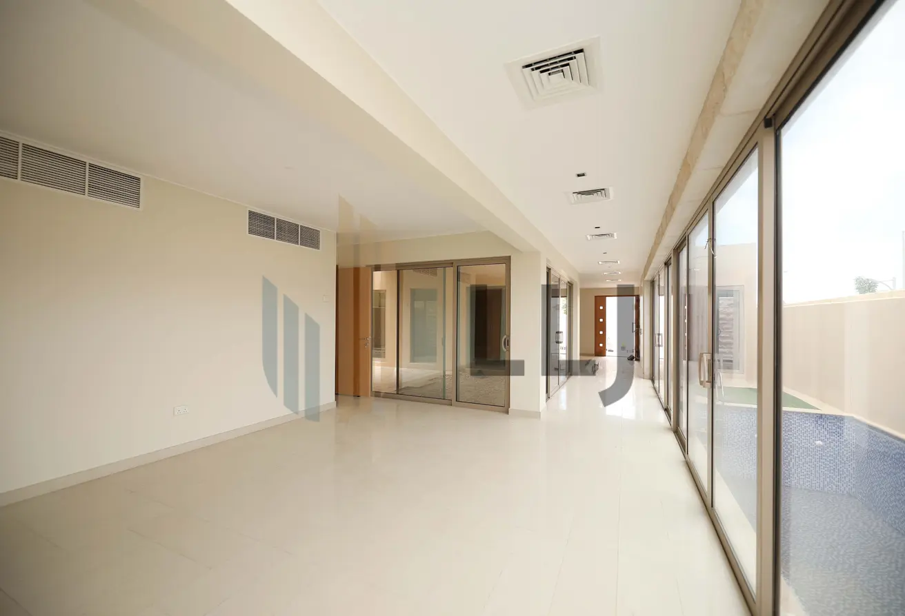 151911604 - Property Main Image